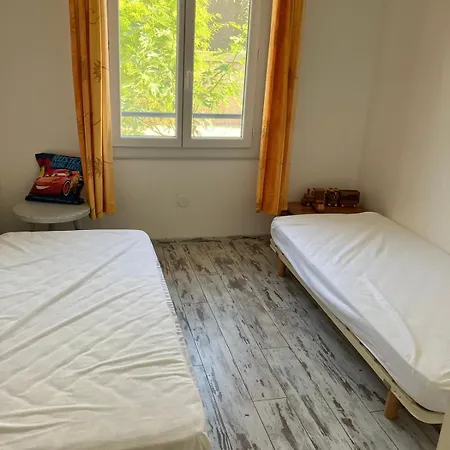 Agence Jf Immo - -villa Plain-pied Confort 3 Ch Avec Jardin Proche Des Plages V0798 Villa Vias