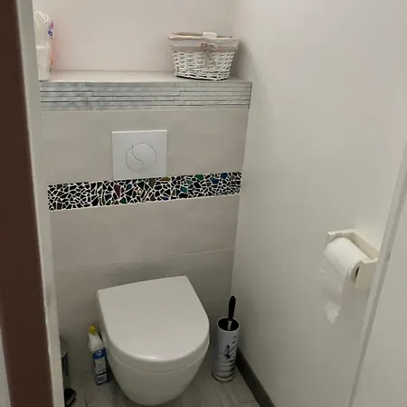 Agence Jf Immo - -villa Plain-pied Confort 3 Ch Avec Jardin Proche Des Plages V0798 *