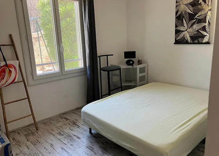 Agence Jf Immo - -villa Plain-pied Confort 3 Ch Avec Jardin Proche Des Plages V0798 Вилла *