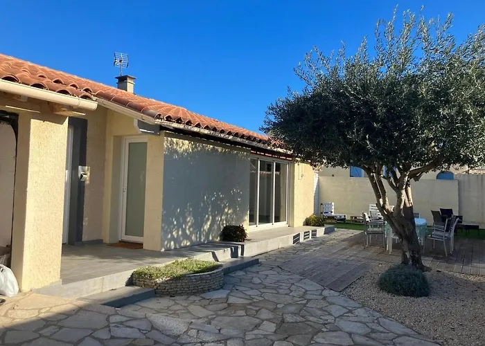 Agence Jf Immo - -villa Plain-pied Confort 3 Ch Avec Jardin Proche Des Plages V0798 *