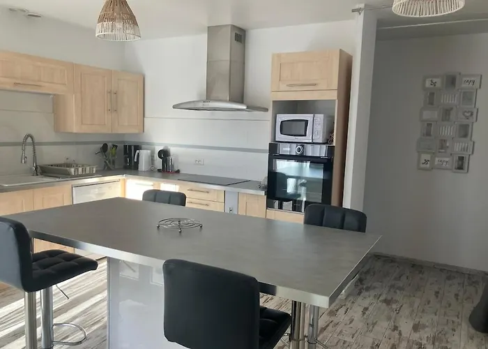 Вилла Agence Jf Immo - -villa Plain-pied Confort 3 Ch Avec Jardin Proche Des Plages V0798 *