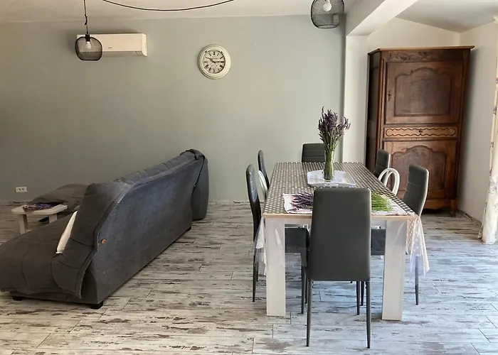 Agence Jf Immo - -villa Plain-pied Confort 3 Ch Avec Jardin Proche Des Plages V0798