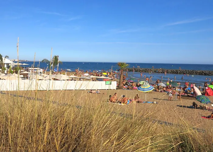 Agence Jf Immo - -villa Plain-pied Confort 3 Ch Avec Jardin Proche Des Plages V0798 Виас
